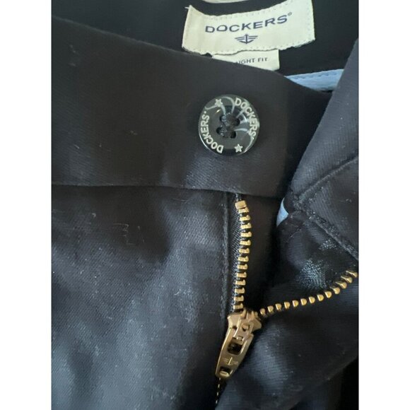 Dockers Men's Straight Fit Signature Lux Cotton Stretch Khaki Pant - Picture 7 of 10